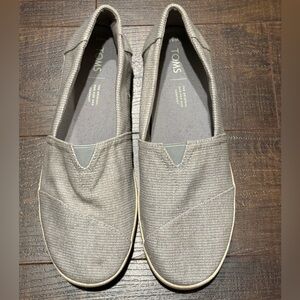 TOMS Women’s Avalon Grey Shoes Sneakers Size 8.5W